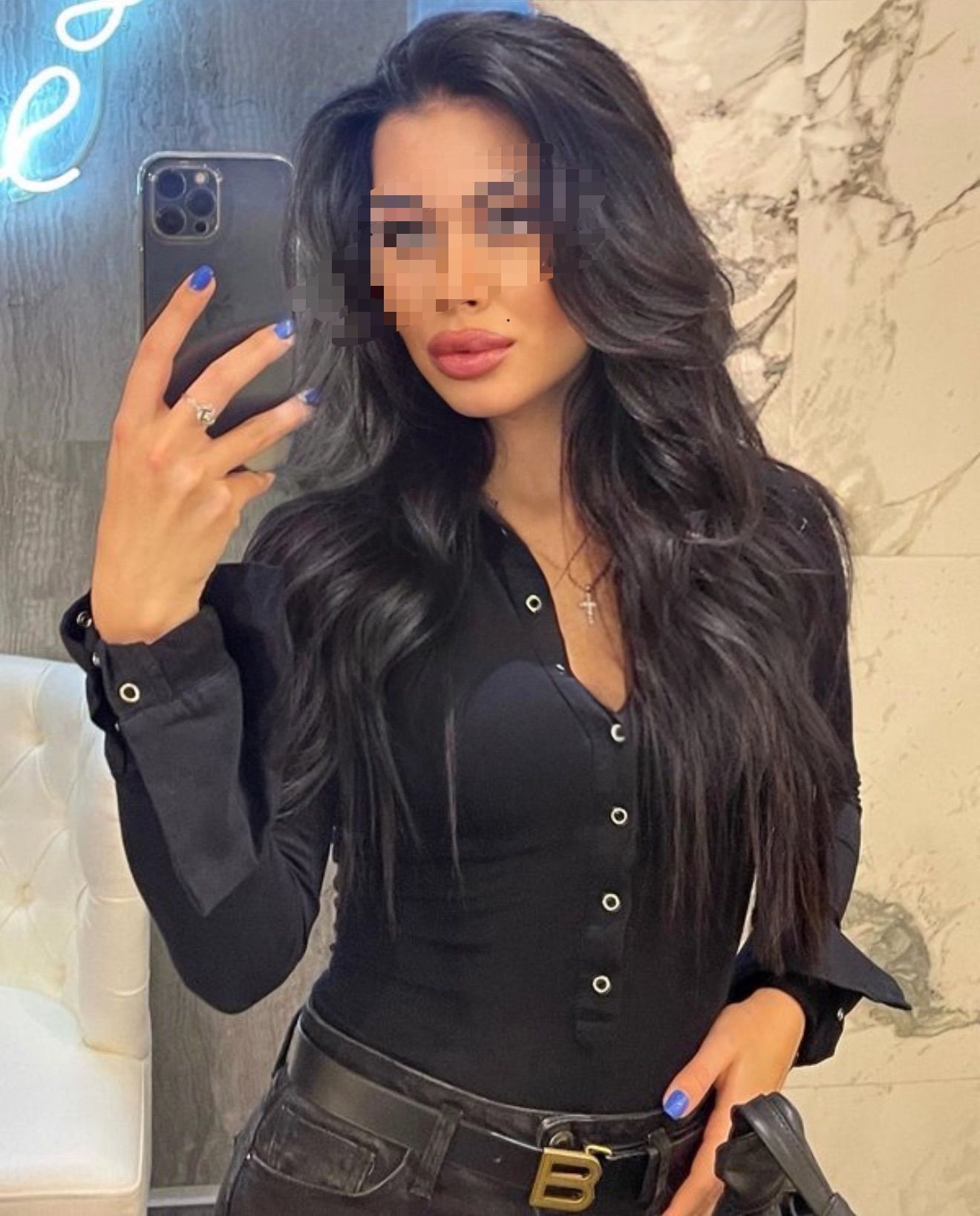 c9b6fbd5 a409 4b82 bd76 d84c8ca5ef26